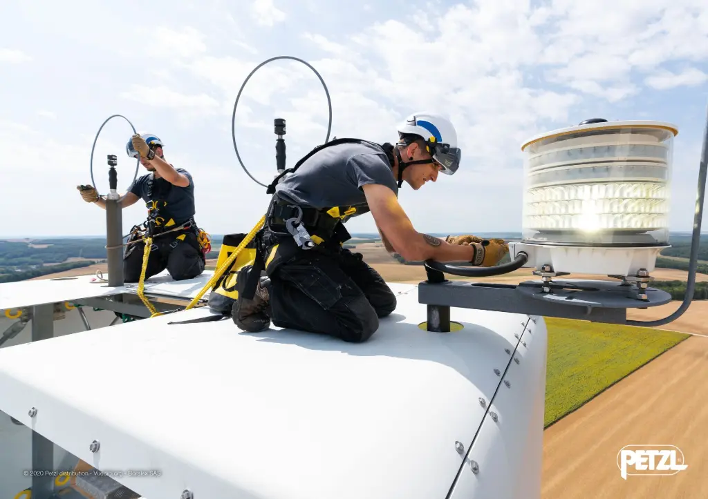 Techniciens éoliens-image PETZL